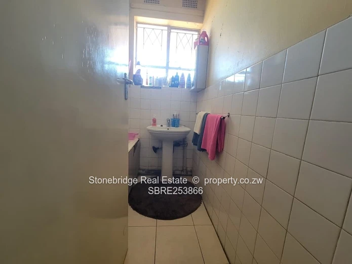 2 Bedroom Rogean Flat For Sale