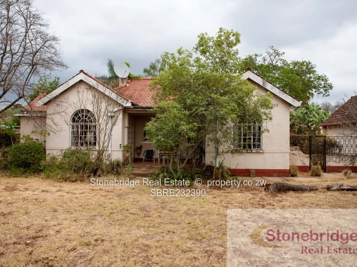 3 Bedroom House for Sale in Suburbs