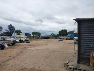 Commercial & Industrial Land