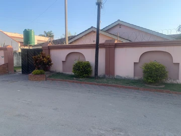 4-Bed House for Rent in Mainway Meadows, Harare 