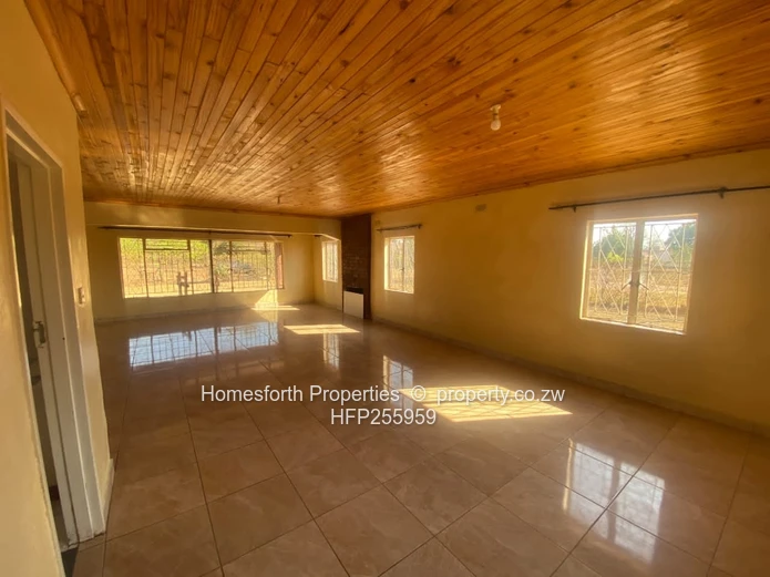 Chegutu Rifle Range house to let 