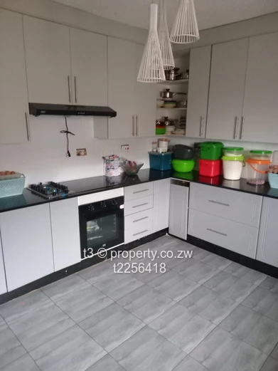 Zimre Park | House For Sale