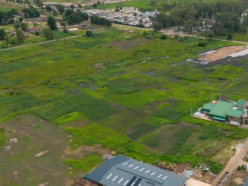 Commercial & Industrial Land