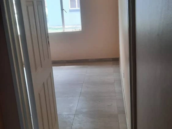 3 Bedroom Flat & Apartment