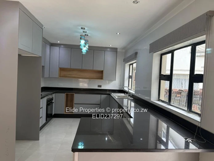 Strathaven House For Sale 