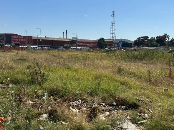Commercial & Industrial Land