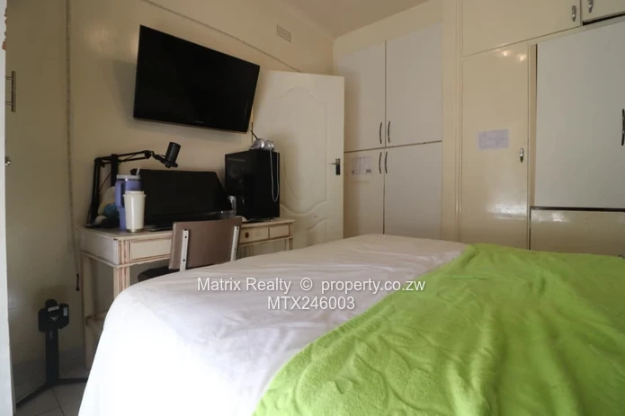 Family Home for Sale in Alexandra Park