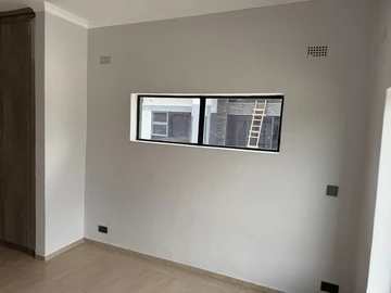 3 Bedroom Garden Flat