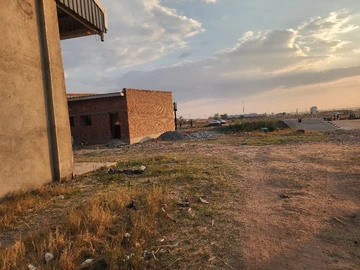 Commercial & Industrial Land