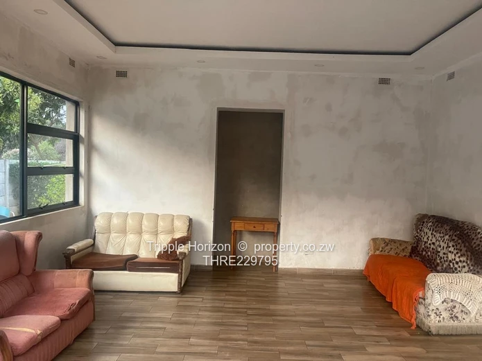 Borrowdale Near Samy Levy Village