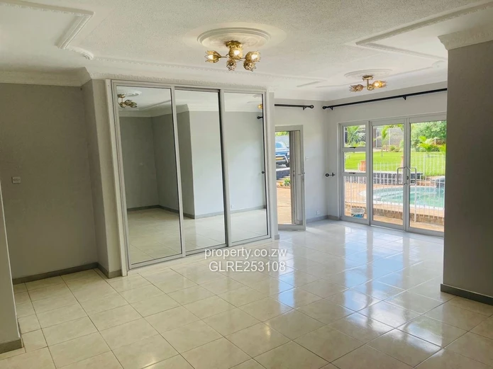 Gunhill Commercial Property - Pool, Borehole & Expansive Lawn