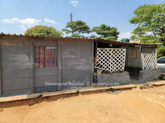 Crowhill 1600 Sq/M Land With Improvements. 