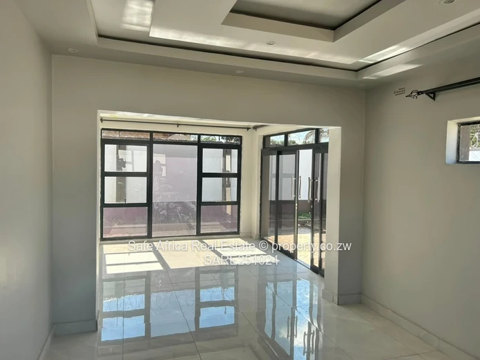 4 BEDROOM HOUSE TO LET | ZIMRE PARK, NEAR MUTARE ROAD - $700pm