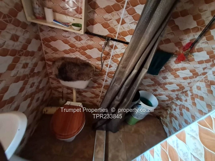 Mufakose House For Sale