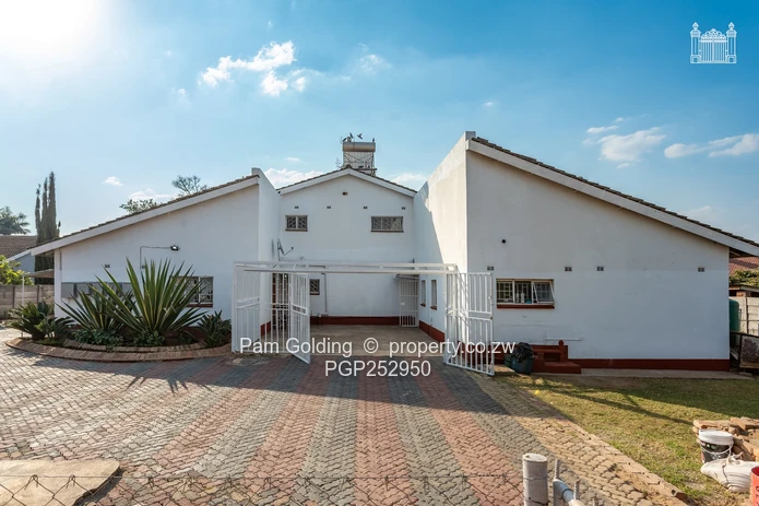 Spacious 6-Bedroom Double-Storey Home in Twin Lakes, Norton (Sole Mandate)