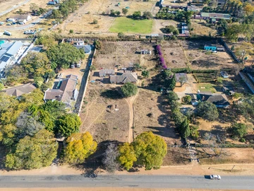 Commercial & Industrial Land