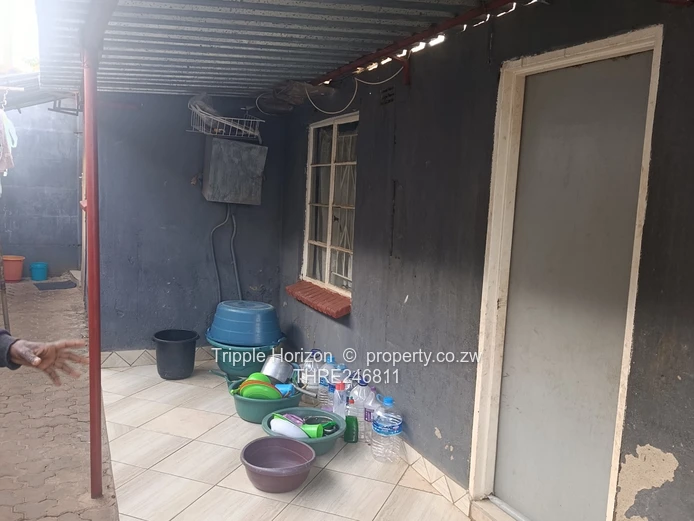 Dzivarasekwa 3-Bed Home with Borehole & Gated Yard