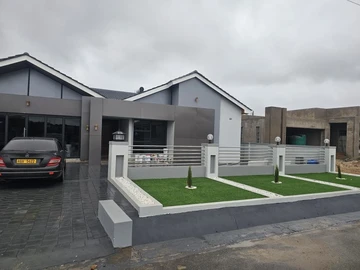 4 Bedroom House