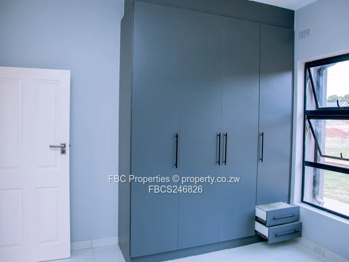 Spacious and Pristine Townhouses To Rent in Glen Lorne off Enterprise Rd (Sole Mandate)