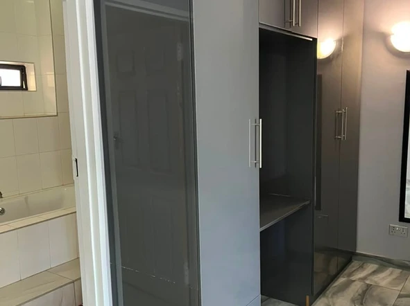 Flat & Apartment