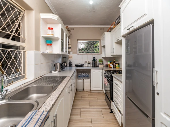 2 Bedroom Garden Flat