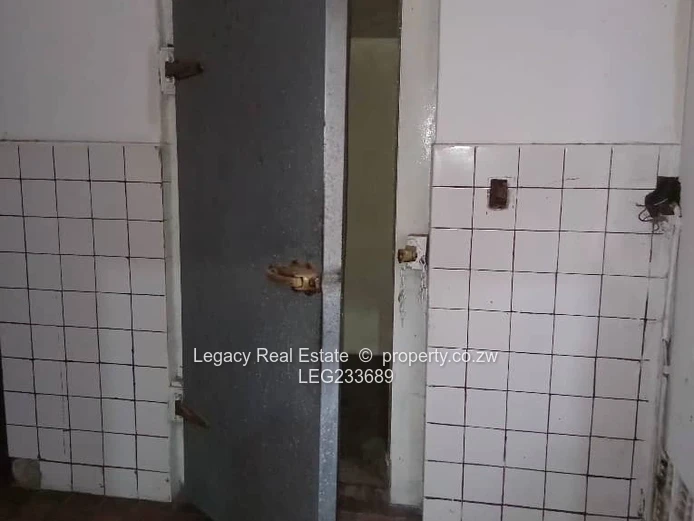 Prime Investment Opportunity along Bulawayo–Victoria Falls Highway