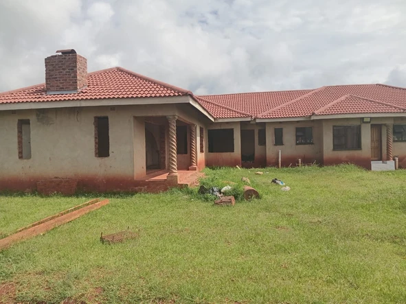 5 Bedroom House