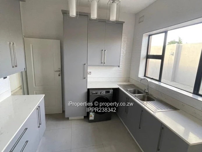 Elegant 5-Bedroom Home for Rent – Borrowdale Pomona