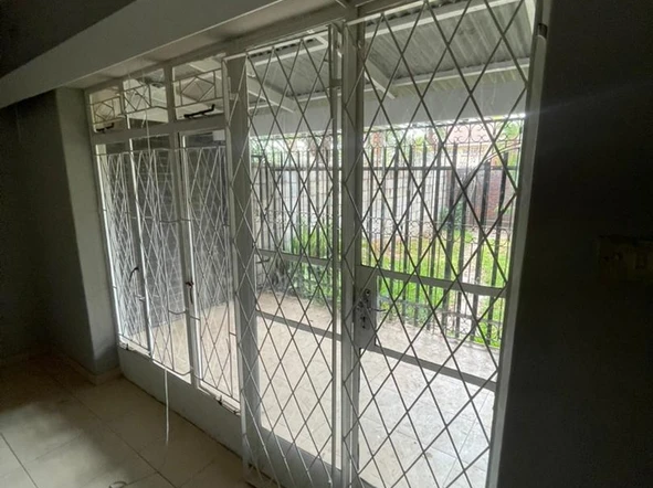 2 Bedroom Garden Flat