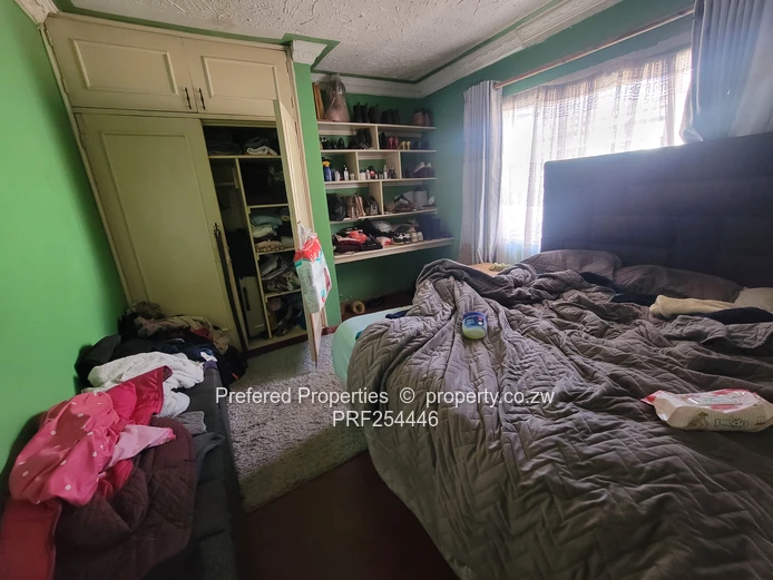 Marimba Park: 4-Bed Walled Home with Verandah (Sole Mandate)