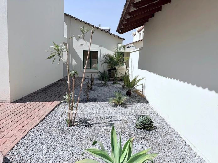 Delightful 2 bedroom to rent in Brooke Village 