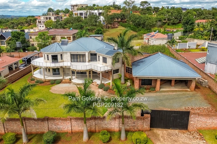 Exceptional 6-Bedroom Luxury Home in Brookview