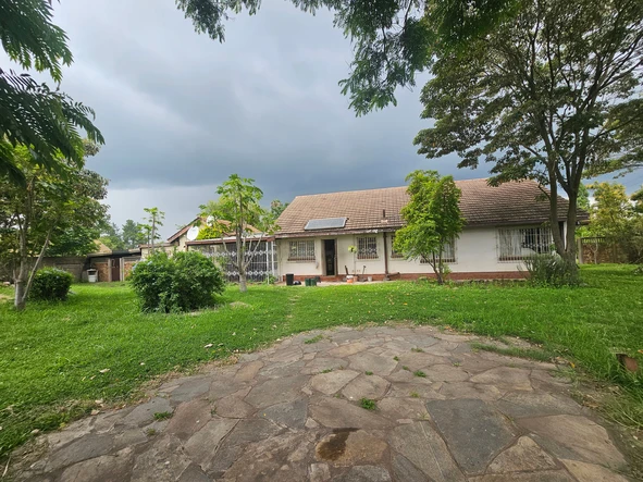 5 Bedroom House