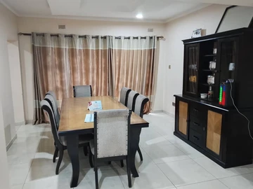 6 Bedroom House