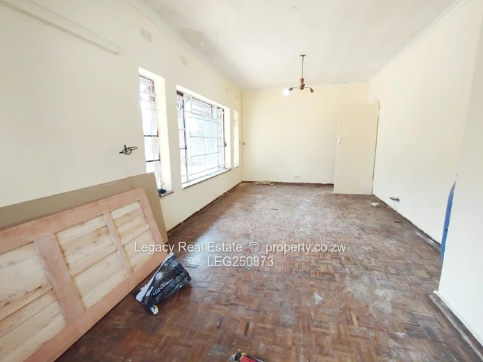 Newly Renovated House To Let in Mabelreign, Cotswold Hills