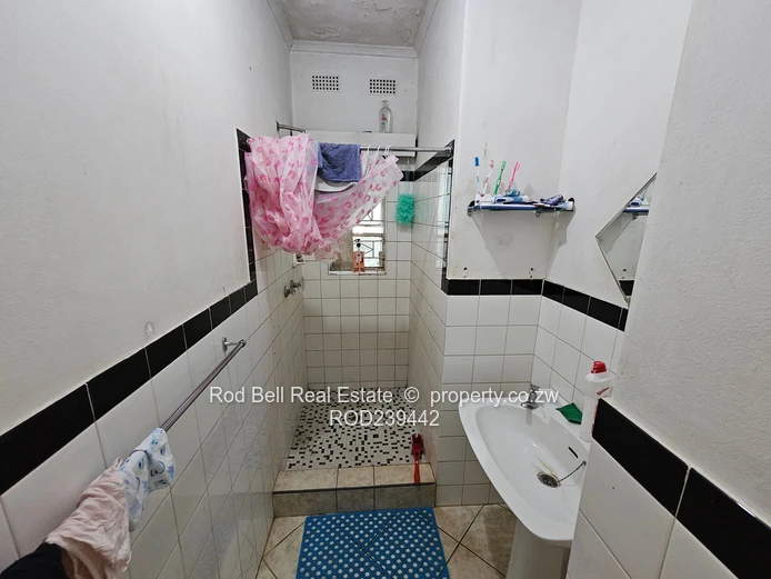 Neat 3-bedroom home in quiet neighborhood