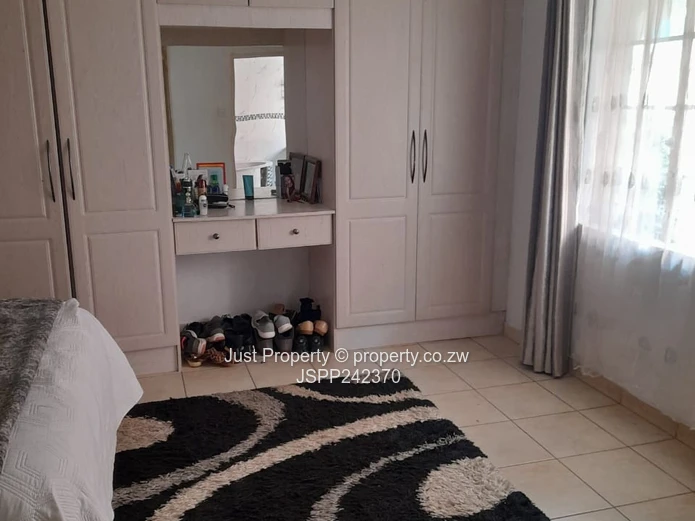 Bluff Hill, Harare West — 3 Bed Townhouse Complex, En-Suite