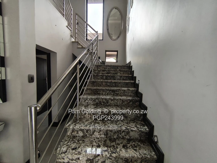 Elegant 6-Bedroom Luxury Home To Let in Glen Lorne