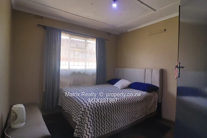 4 Bedroom House for Sale in Budiriro