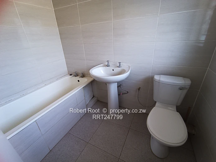 2 bed flat in Avonlea