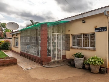 4 Bedroom Townhouse Complex