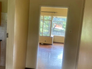 2 Bedroom Flat & Apartment