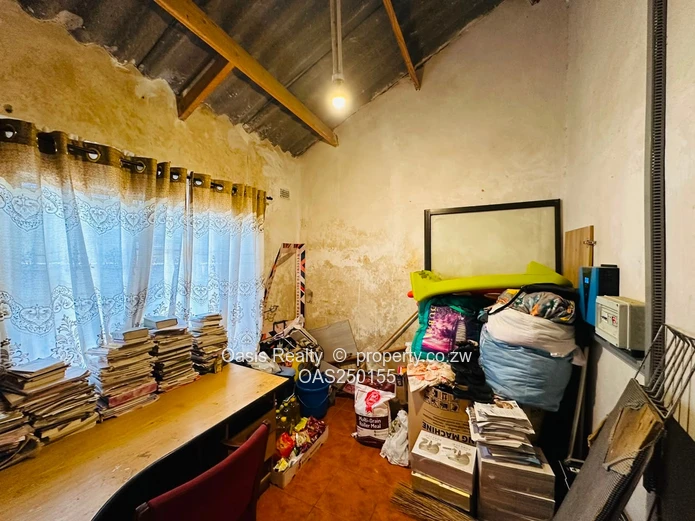 FOR SALE | 5-Bedroom Family Home | Southlea Park, Harare | USD 45,000 (Sole Mandate)