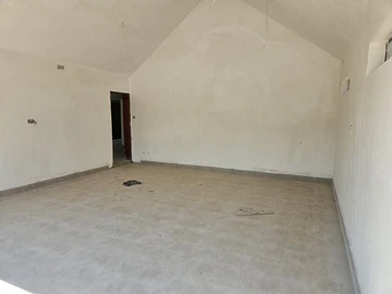 4 Bedroom Garden Flat