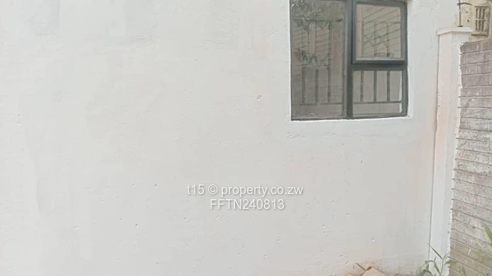 A cozy cottage for a single person is on the block in mayerick park