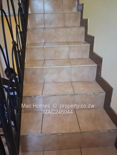 6 bedroom to rent in borrowdale west