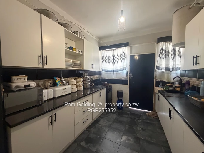 Flat for sale 