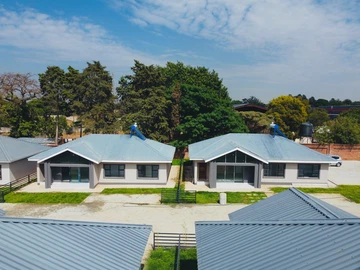 2 Unit Townhouse Complex