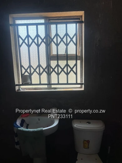 Solid neat family home!!!