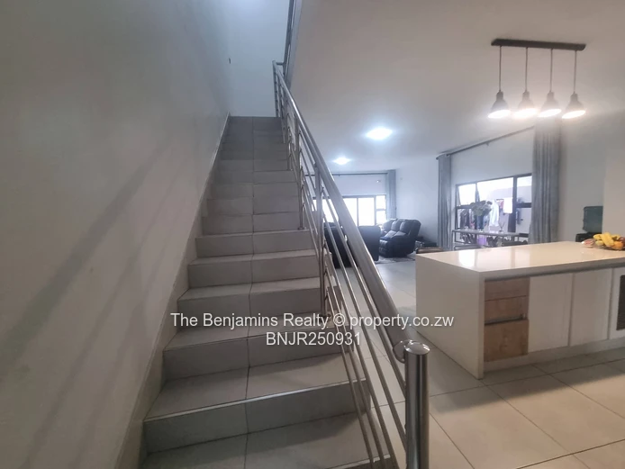 Townhouse In Avondale In A Secure Complex